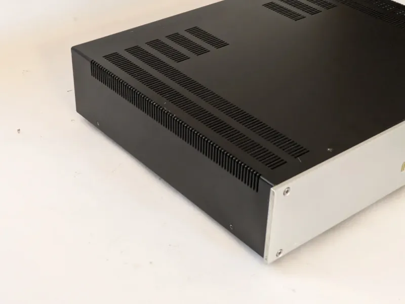 Amplificador ROKSAN KANDY final 110+110W afbeelding 3