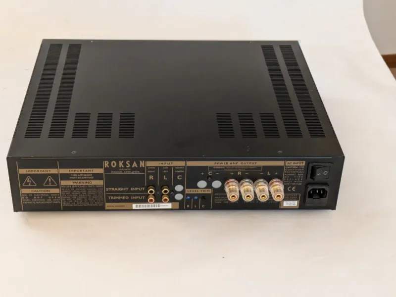 Amplificador ROKSAN KANDY final 110+110W afbeelding 5