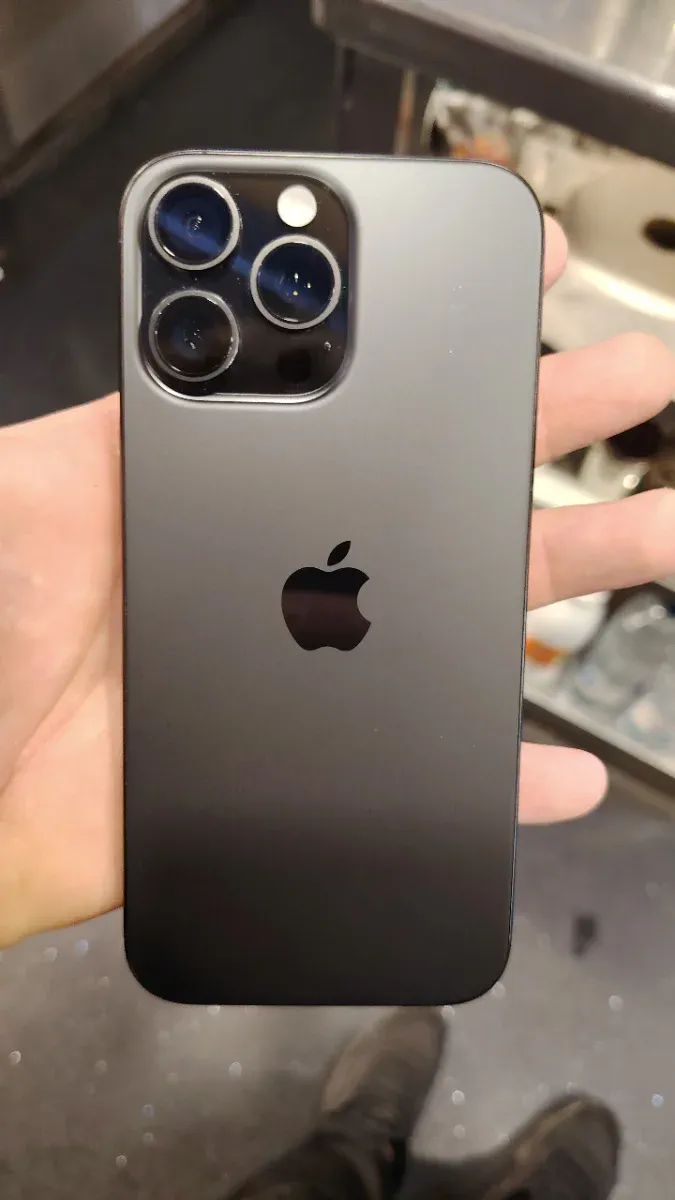 iPhone 16 Pro Max 256GB Negro afbeelding 2