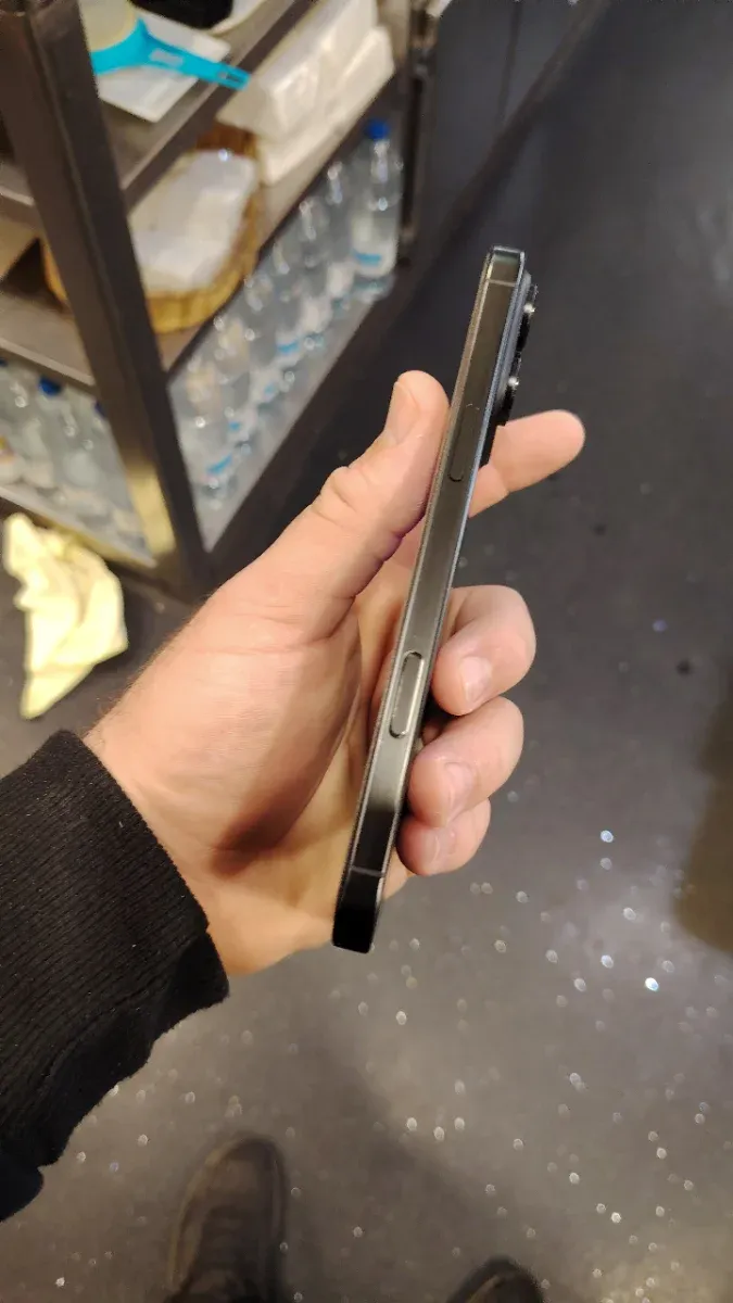 iPhone 16 Pro Max 256GB Negro afbeelding 3