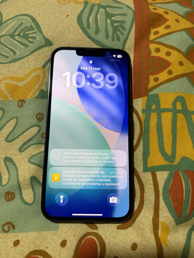 iPhone 14 Apple