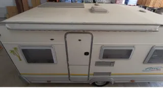 Caravana Burstner Fun 435 TK