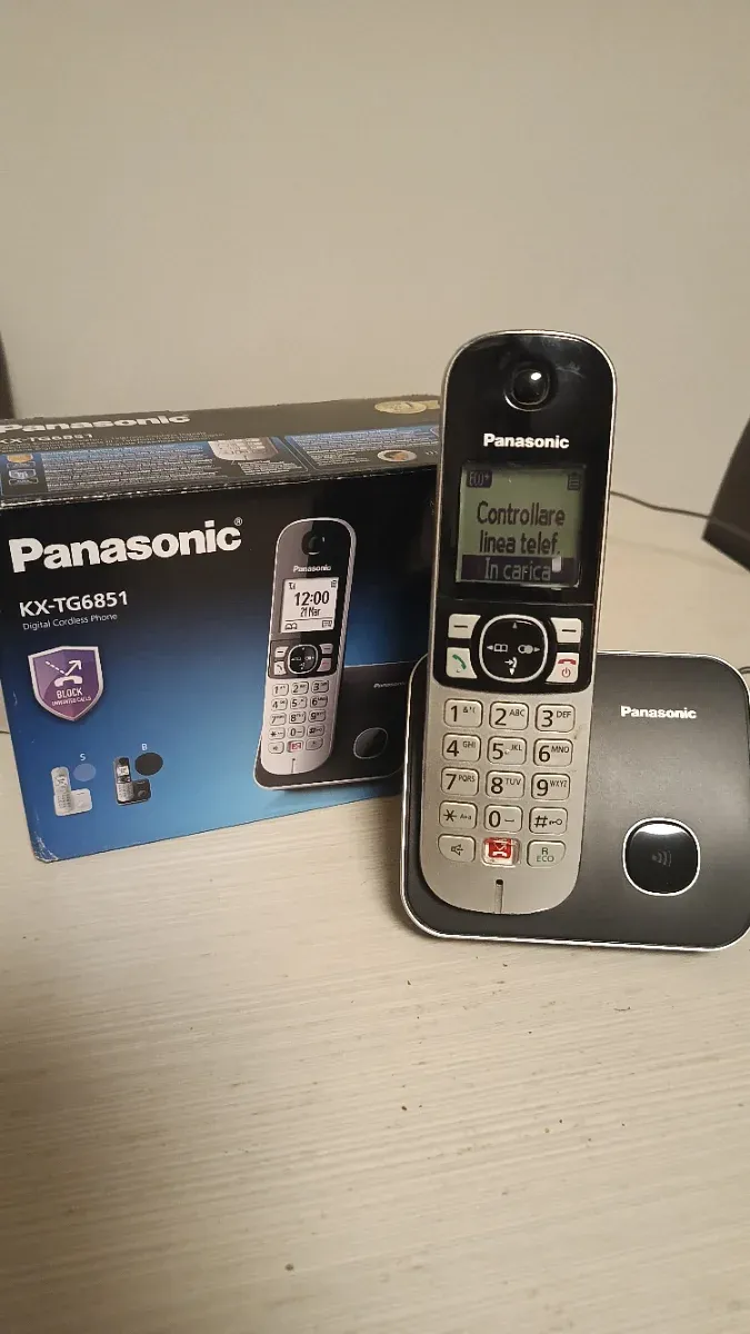 Teléfono inalámbrico Panasonic KX-TG6851 con manos libres afbeelding 6