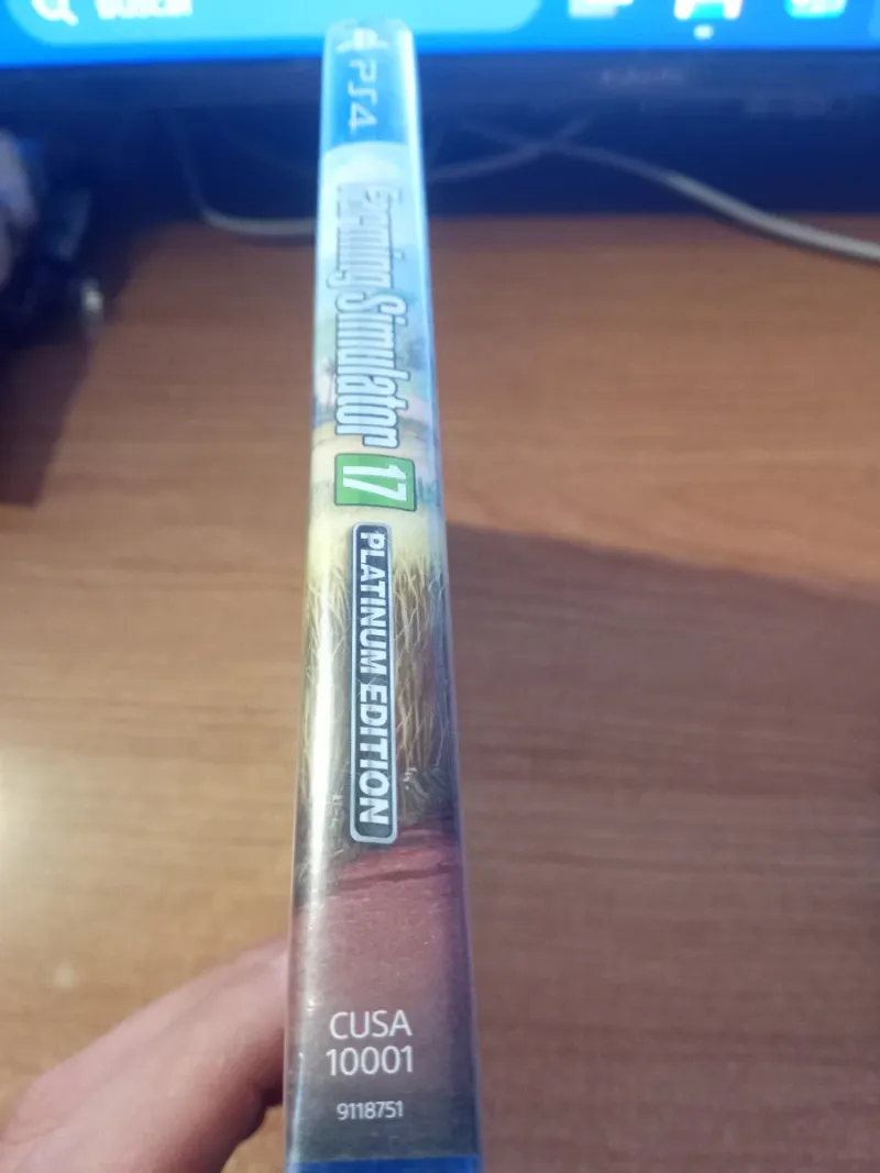 Farming Simulator 17 Platinum Edition PS4 afbeelding 4