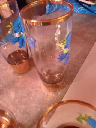 Juego 6 copas doradas flores azules