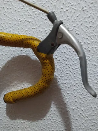 Bicicleta BH antigua de carreras vintage