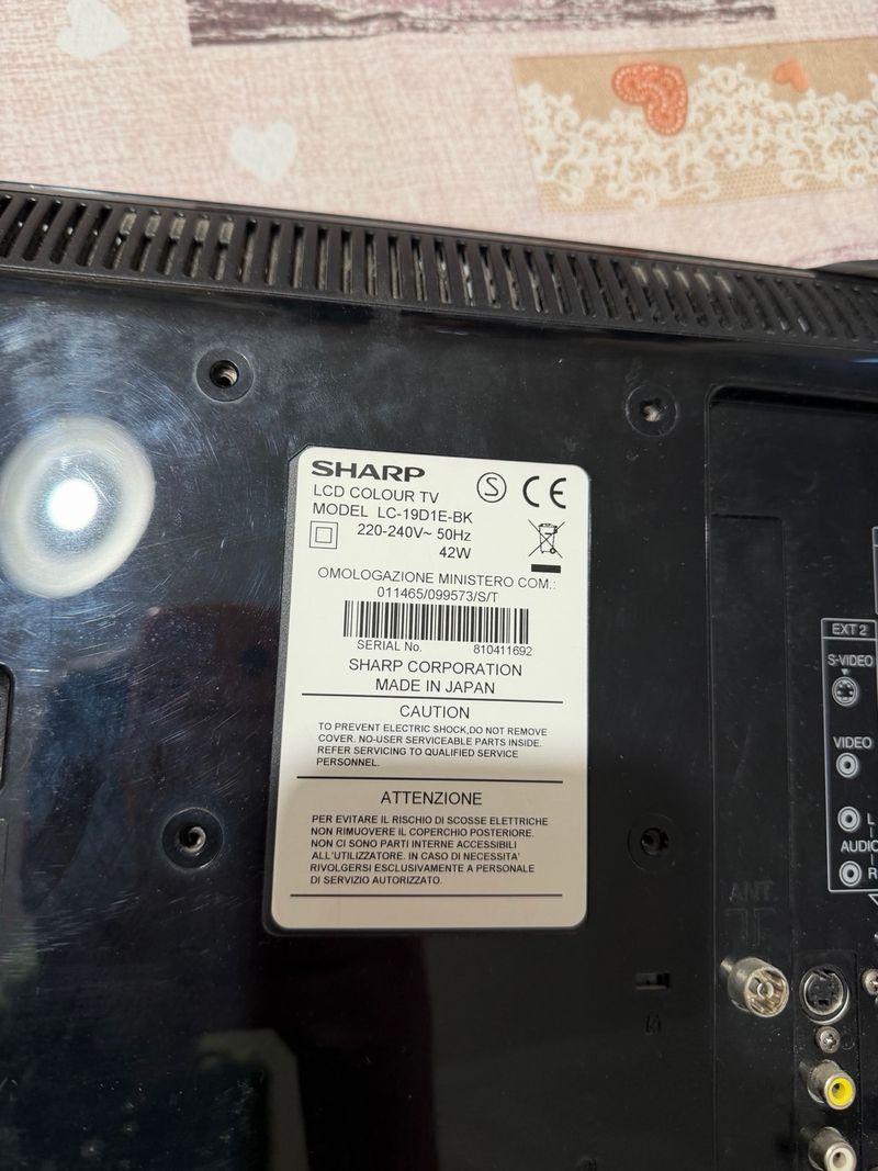 Monitor de TV Sharp LC-19D1E-BK Negro afbeelding 3