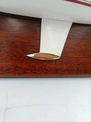 METÓPA-MAQUETA MEDIO CASCO DE VELERO