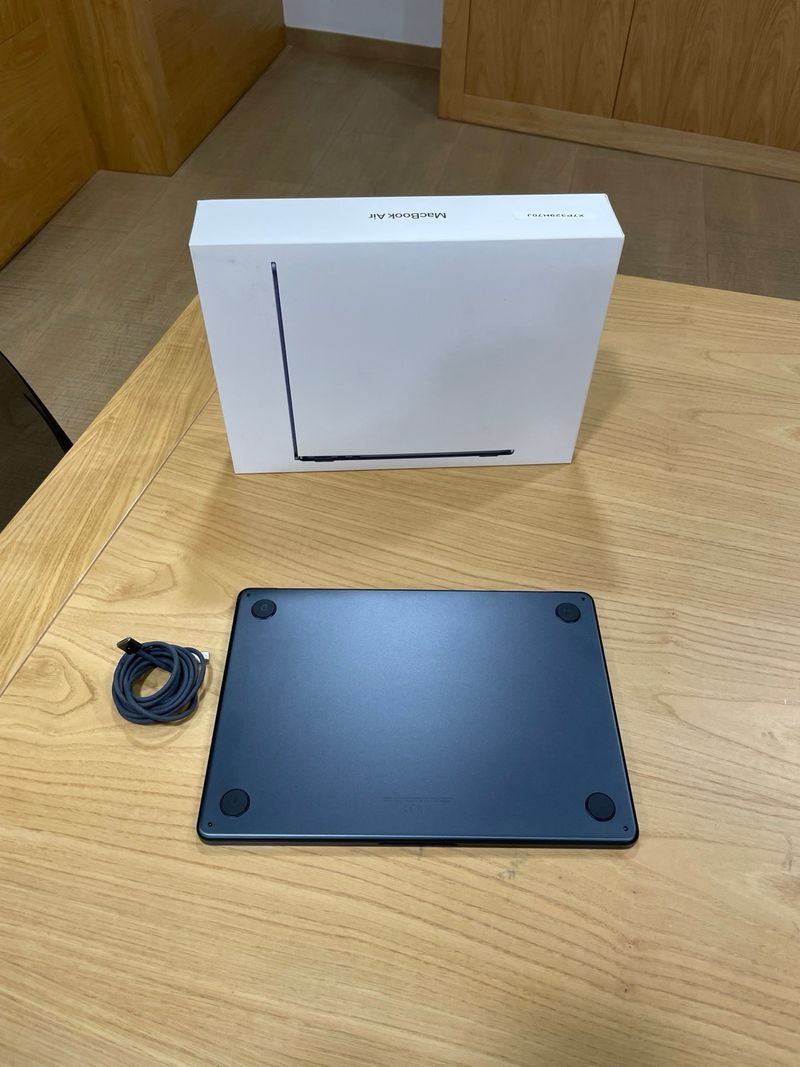 MacBook Air M1 Gris Espacial afbeelding 2