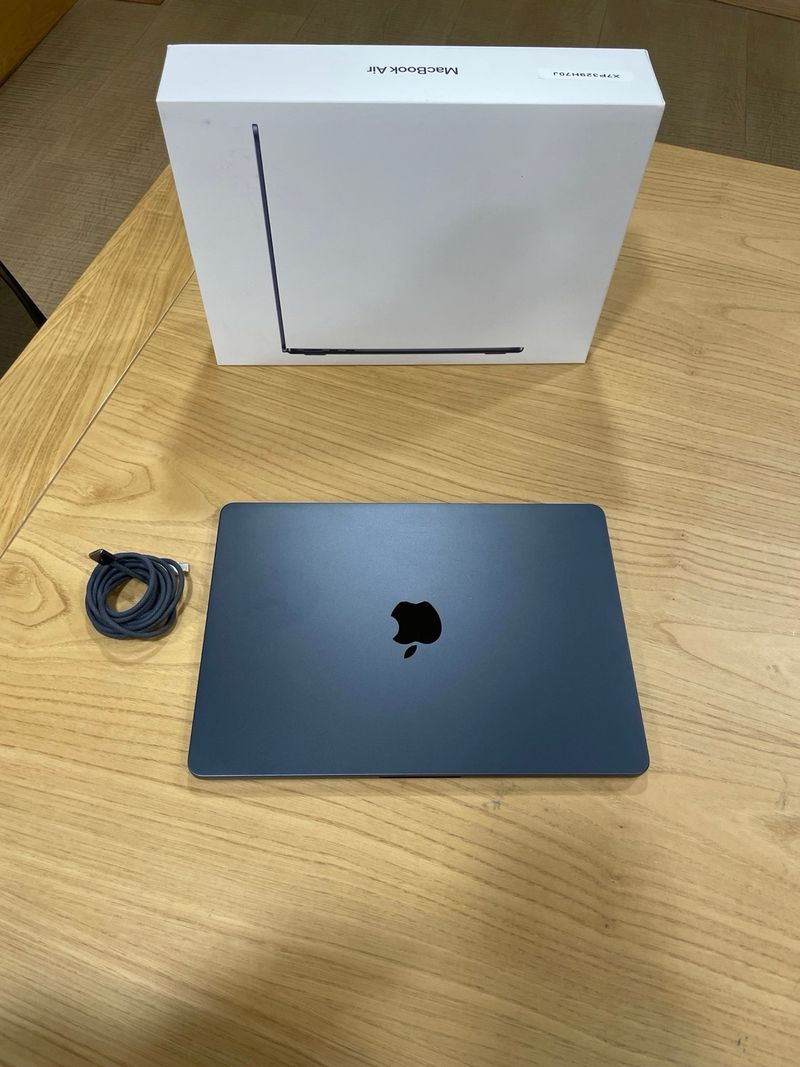 MacBook Air M1 Gris Espacial afbeelding 3