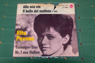 45 giri Rita Pavone - Alla Mia Età / Il Ballo del