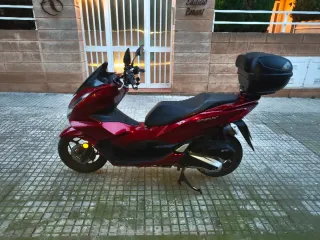 Honda PCX 125cc 2021 Roja