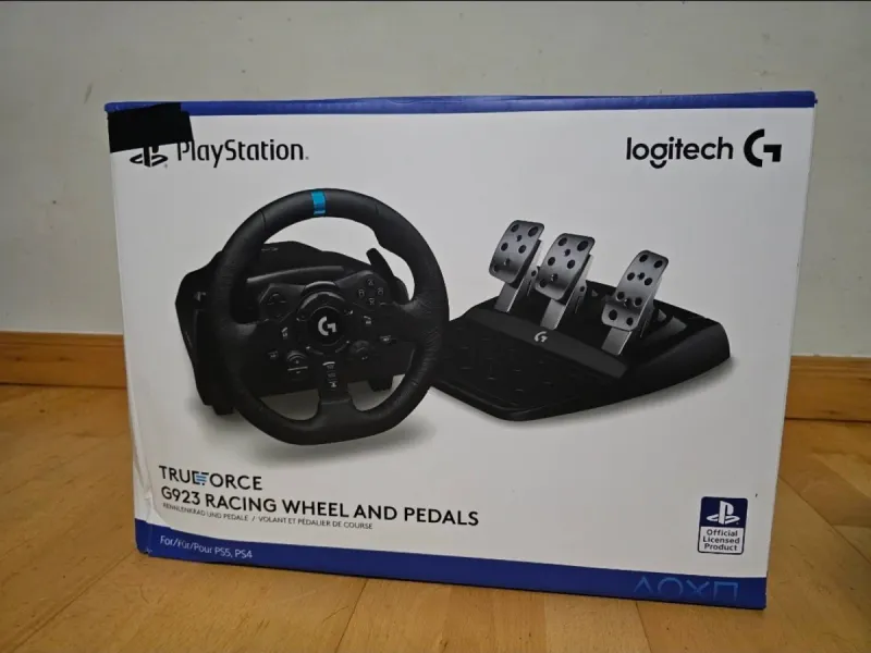 Volante Logitech G923 Trueforce PS5