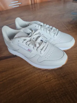 Reebok Classic Beige a estrenar 42