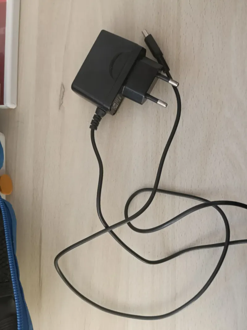 Nintendo 3DS Negra + 11 Juegos + Cargador afbeelding 4