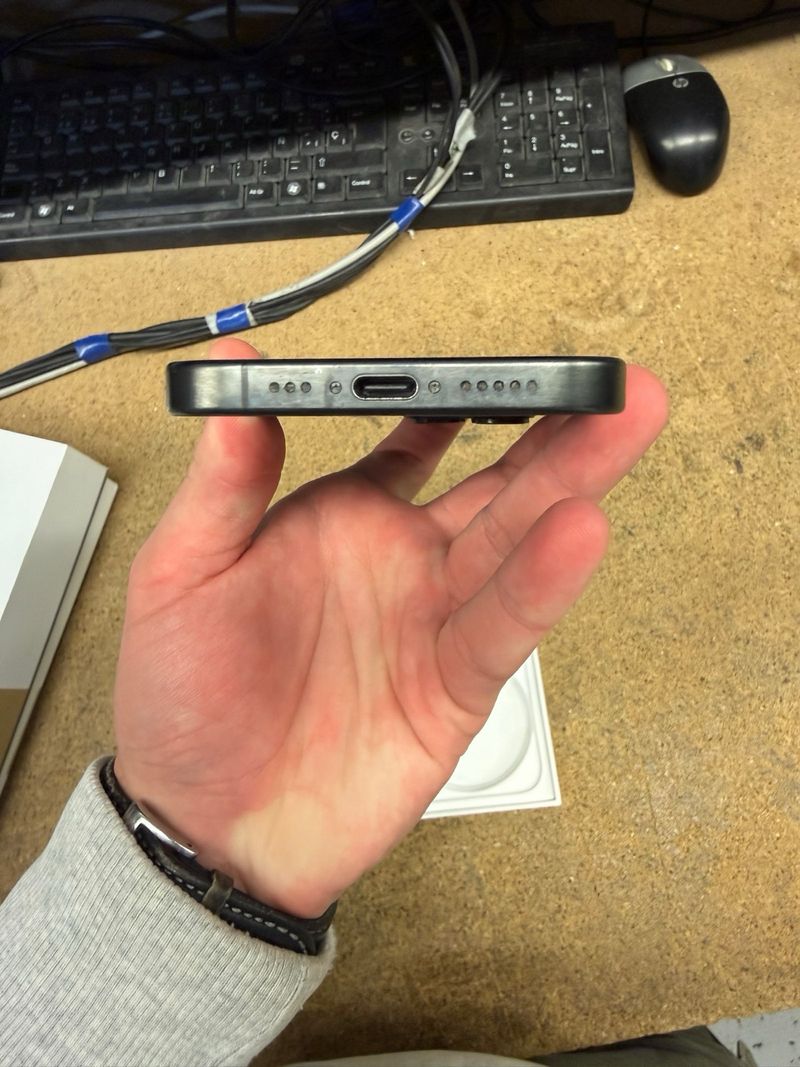 iPhone 15 Pro 128GB 91% Batería Negro afbeelding 4