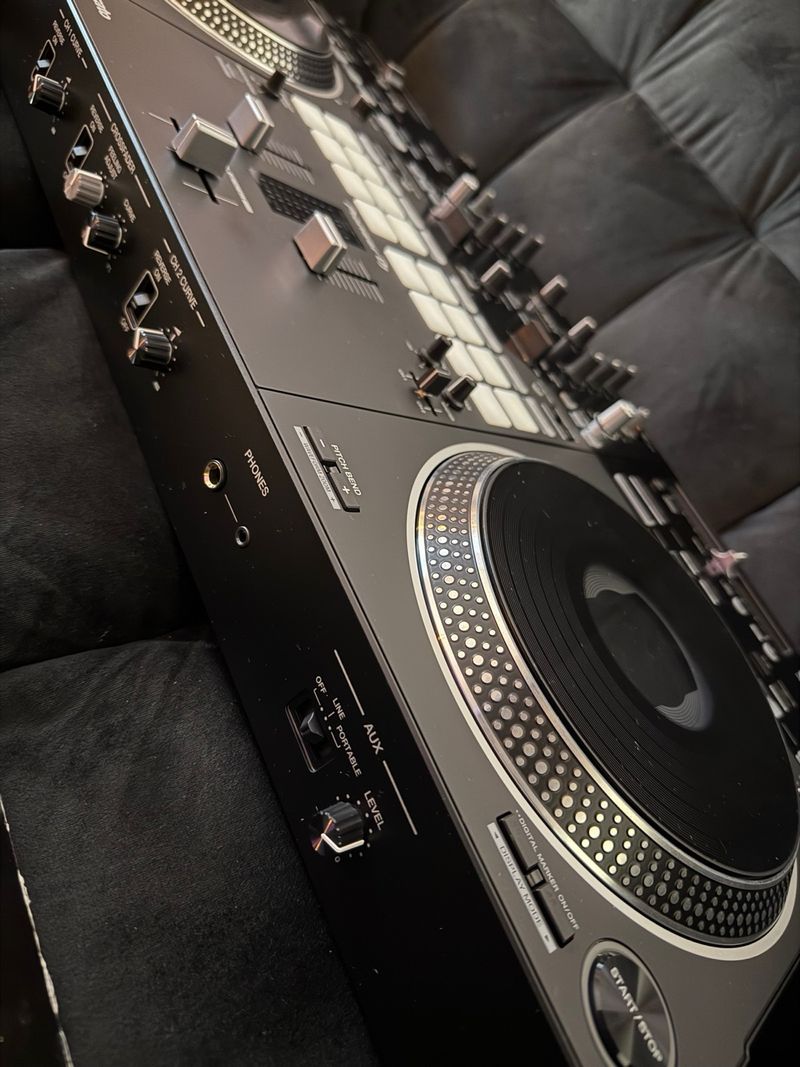 Pioneer DJ DDJ-REV7 afbeelding 5