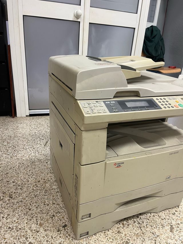 Fotocopiadora Kyocera Beige/Gris