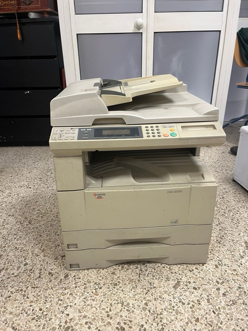 Fotocopiadora Kyocera Beige/Gris afbeelding 2