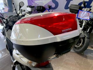 Honda SH 125 Scooter Blanca