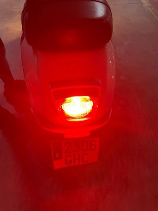 Vespa 125cc Blanca Scooter Automática