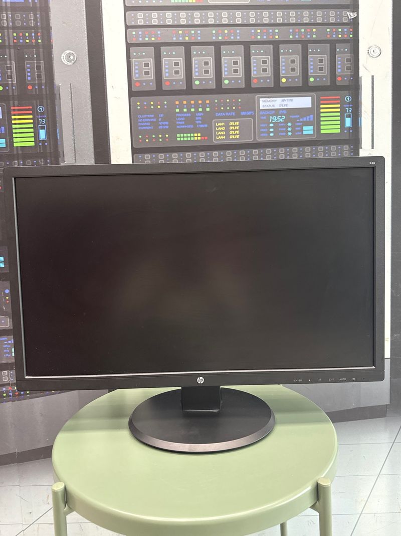 MONITOR  HP 24"  Negro (X0J60AA) SEMINUEVO