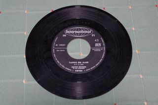 45 giri Anna Identici - Dedicato alla mia Mamma