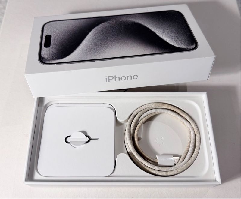 iPhone 15 Pro 128GB Titanio Blanco Caja Original afbeelding 2