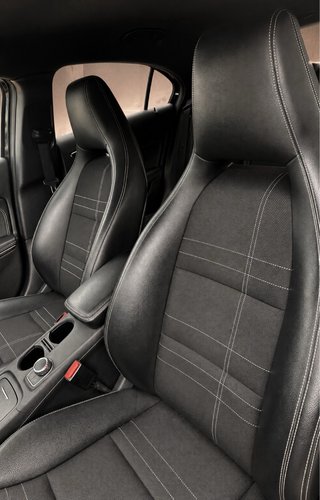 Mercedes-Benz A220 CDI AMG LINE