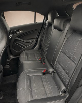 Mercedes-Benz A220 CDI AMG LINE