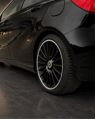 Mercedes-Benz A220 CDI AMG LINE