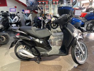 Piaggio Liberty 125 Negra
