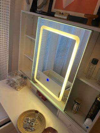 Tocador con espejo LED