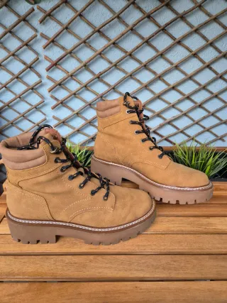 Botas STRADIVARIUS n.38 mujer