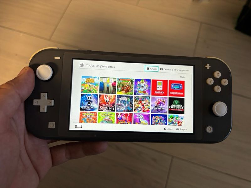 Nintendo Switch Lite 256GB Gris/Blanco afbeelding 2