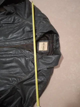 Chaqueta de piel marrón