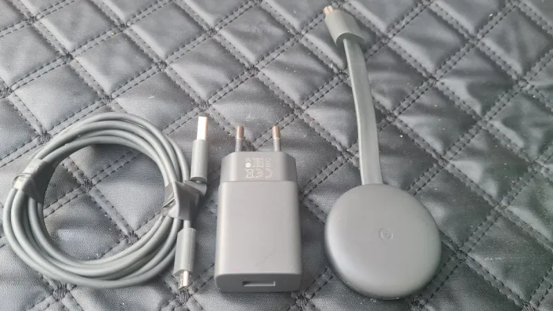 Google Chromecast con adaptador y cable afbeelding 4