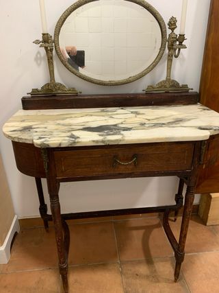 Tocador antiguo mármol y madera