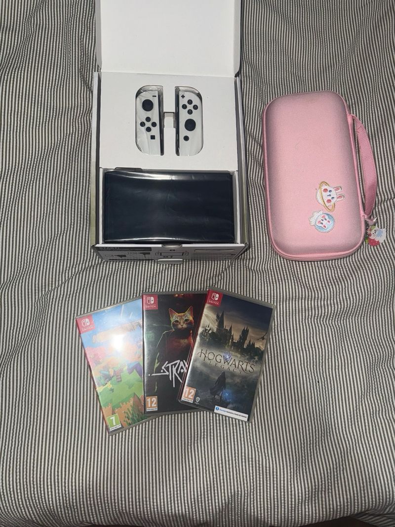 Nintendo Switch OLED + Juegos afbeelding 3