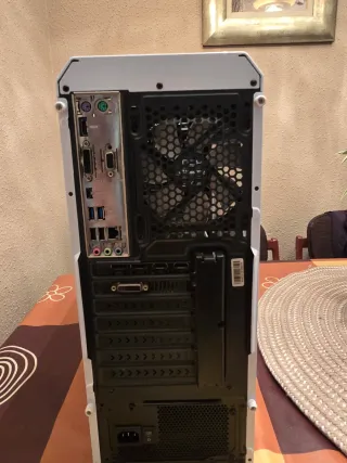 PC Económico como Primer Ordenador