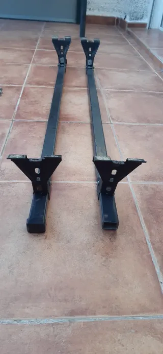 Barras de Techo Peugeot Expert con tornillos
