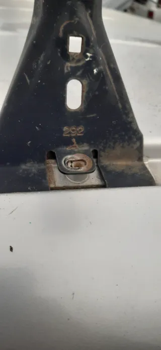 Barras de Techo Peugeot Expert con tornillos