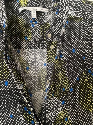 Blusa con estampado serpente