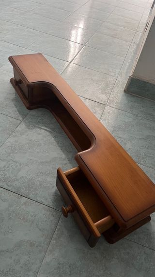 Mesita de noche y cajonera