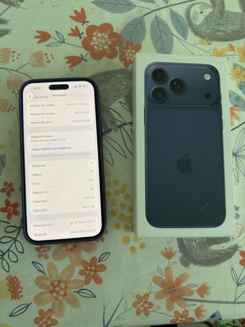 iPhone 17 Pro Max 256GB Morado en perfecto estado afbeelding 2