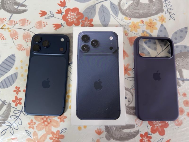 iPhone 17 Pro Max 256GB Morado en perfecto estado afbeelding 3