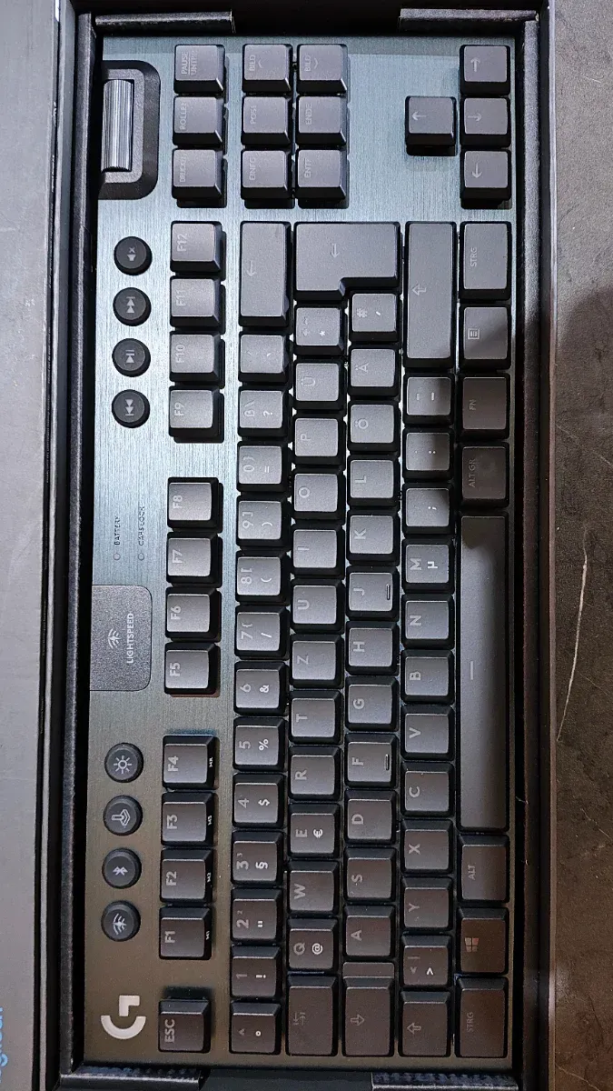 Teclado Logitech G915 TKL RGB afbeelding 3