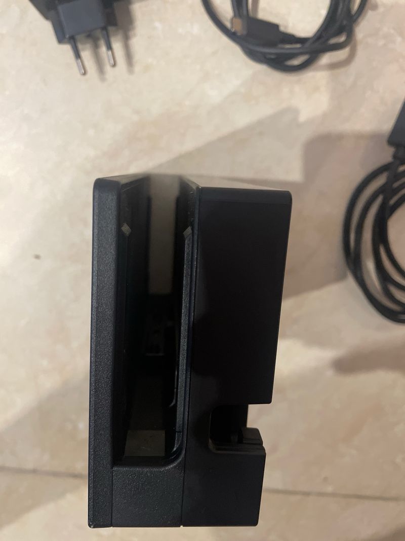 Nintendo Switch Dock + Cables afbeelding 3