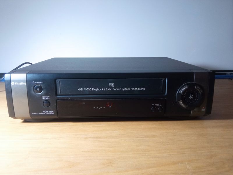 Reproductor VHS Firstline VCR 499C