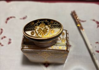 Diffusore profumo con bastoncini oro e bianco